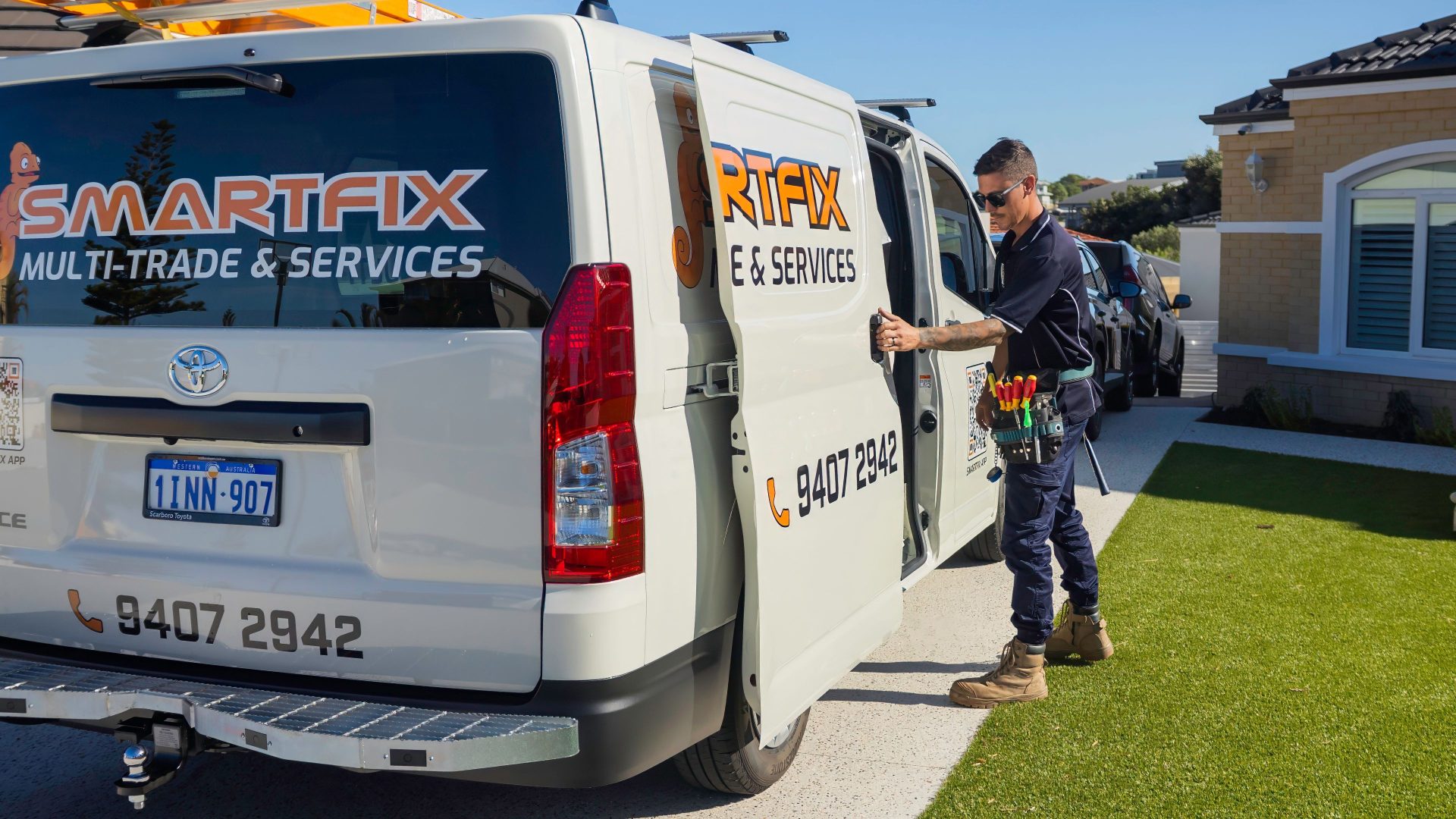 Smartfix tradesperson