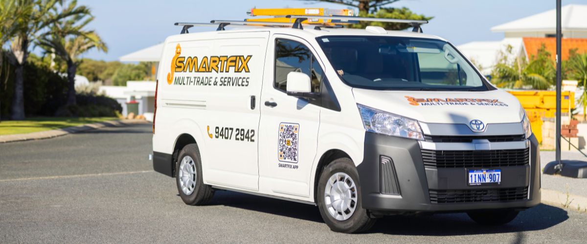 Smartfix van arriving at Perth homeowners house to provide a free quote